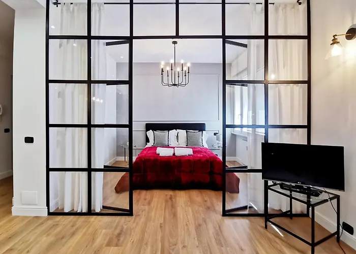 Chiclife - Florentin Downtown Apartment